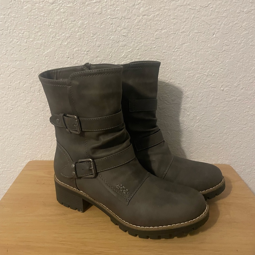 Global Win Dark Gray Combat Boots